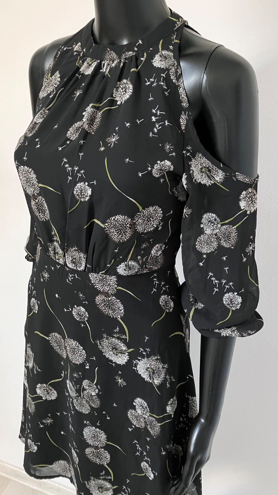 Kvetované šaty Amisu (34)