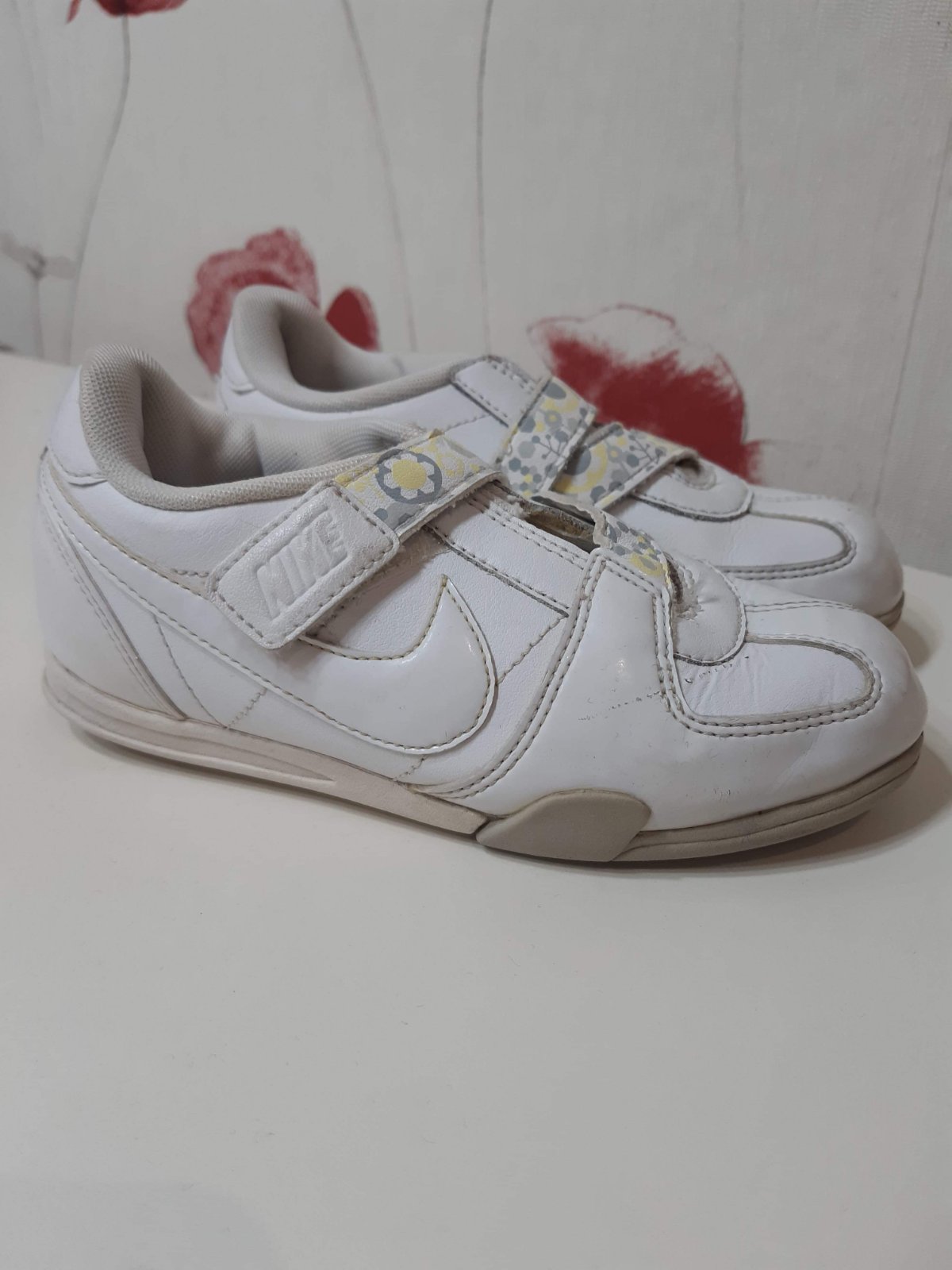 Biele tenisky Nike (27)
