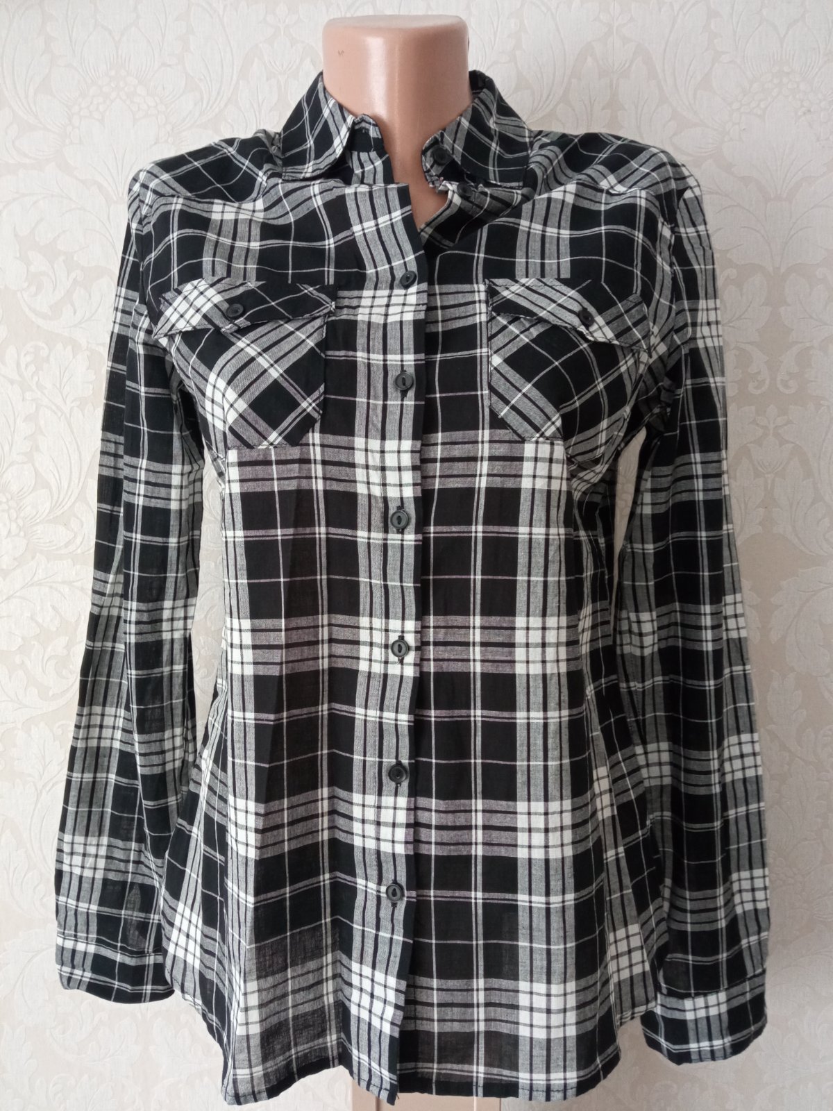 Čiernobiela kockovaná košeľa Terranova (S)