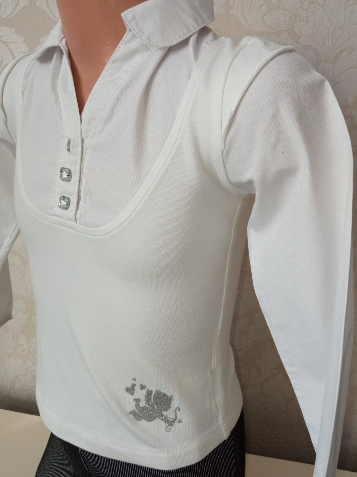 Biele tričko so striebornými gombíkmi Mikka (98)