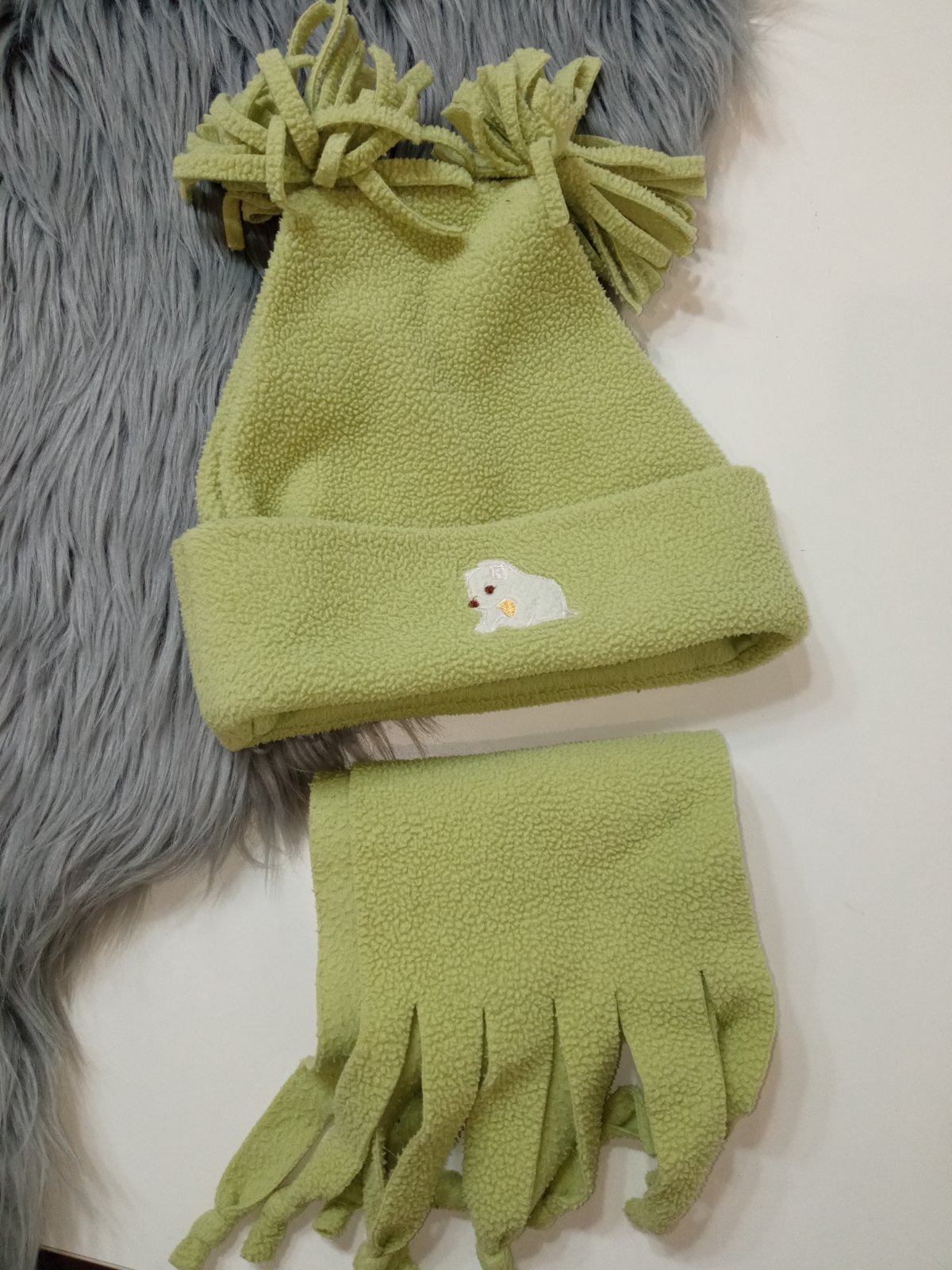 Zelená chlapčenská zimná čiapka a šál