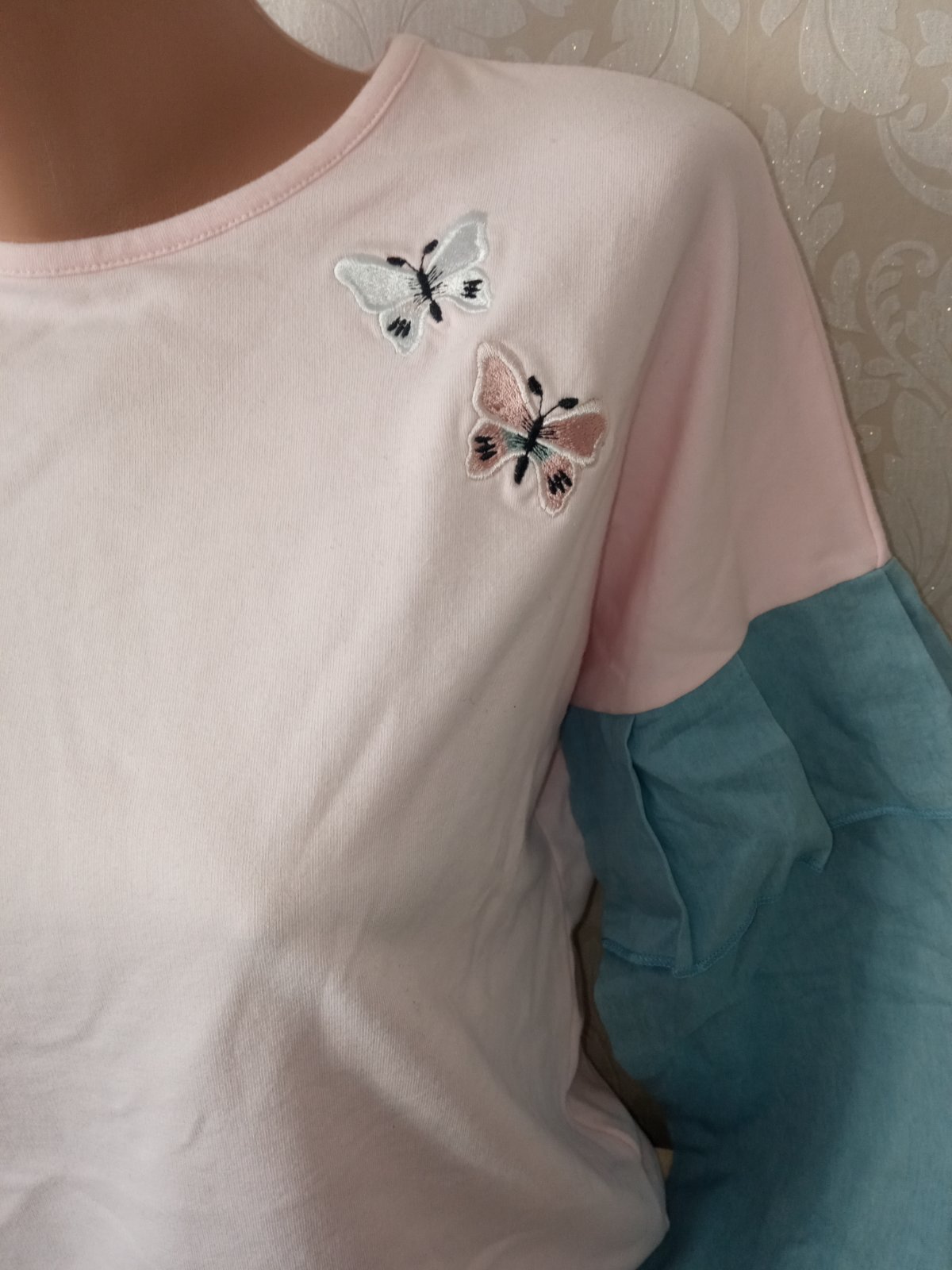 Ružovo-modré mikinové tričko s motýlmi Overkids