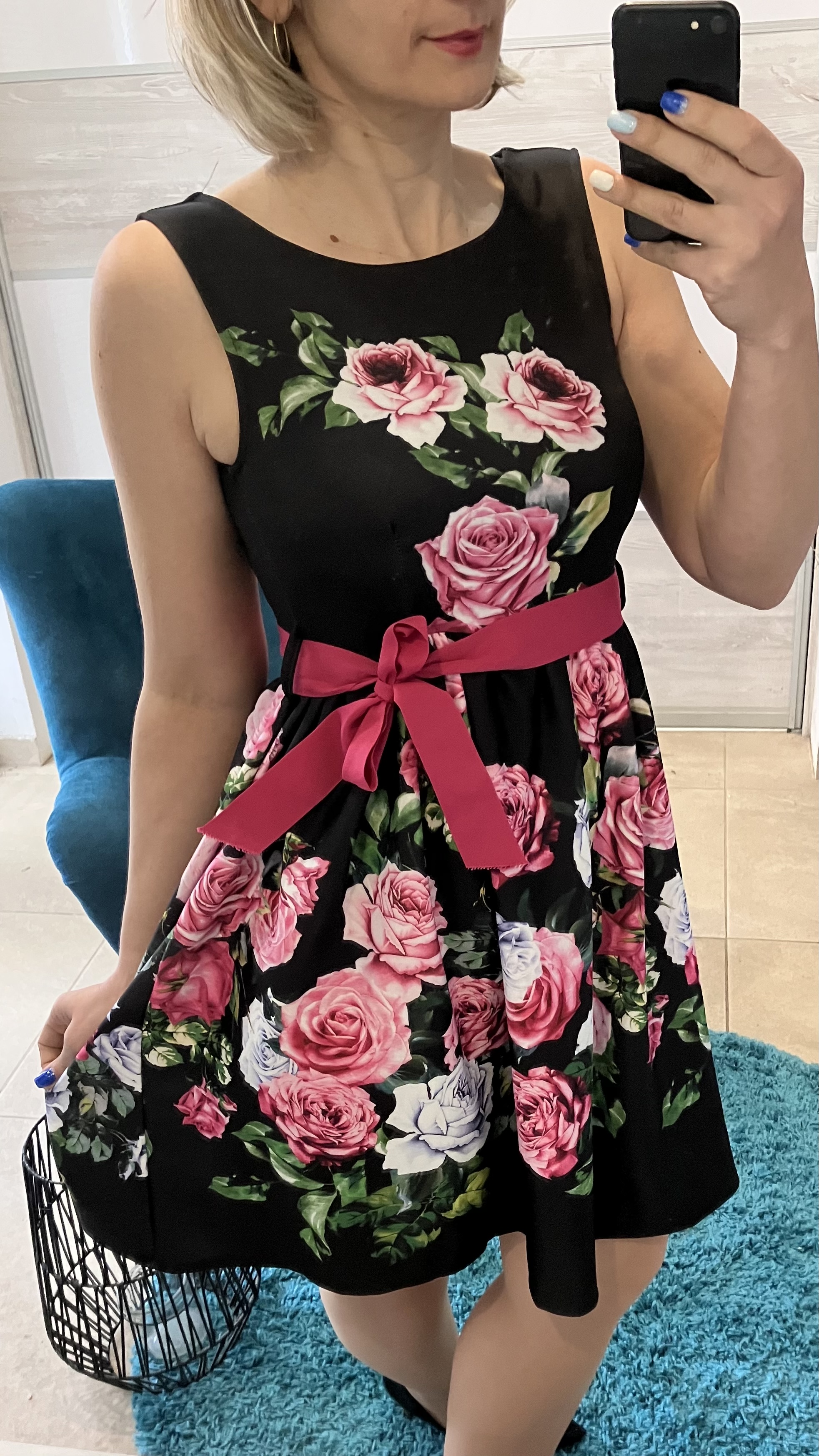 Dámske elegantné kvetované šaty (UNI - S,M)