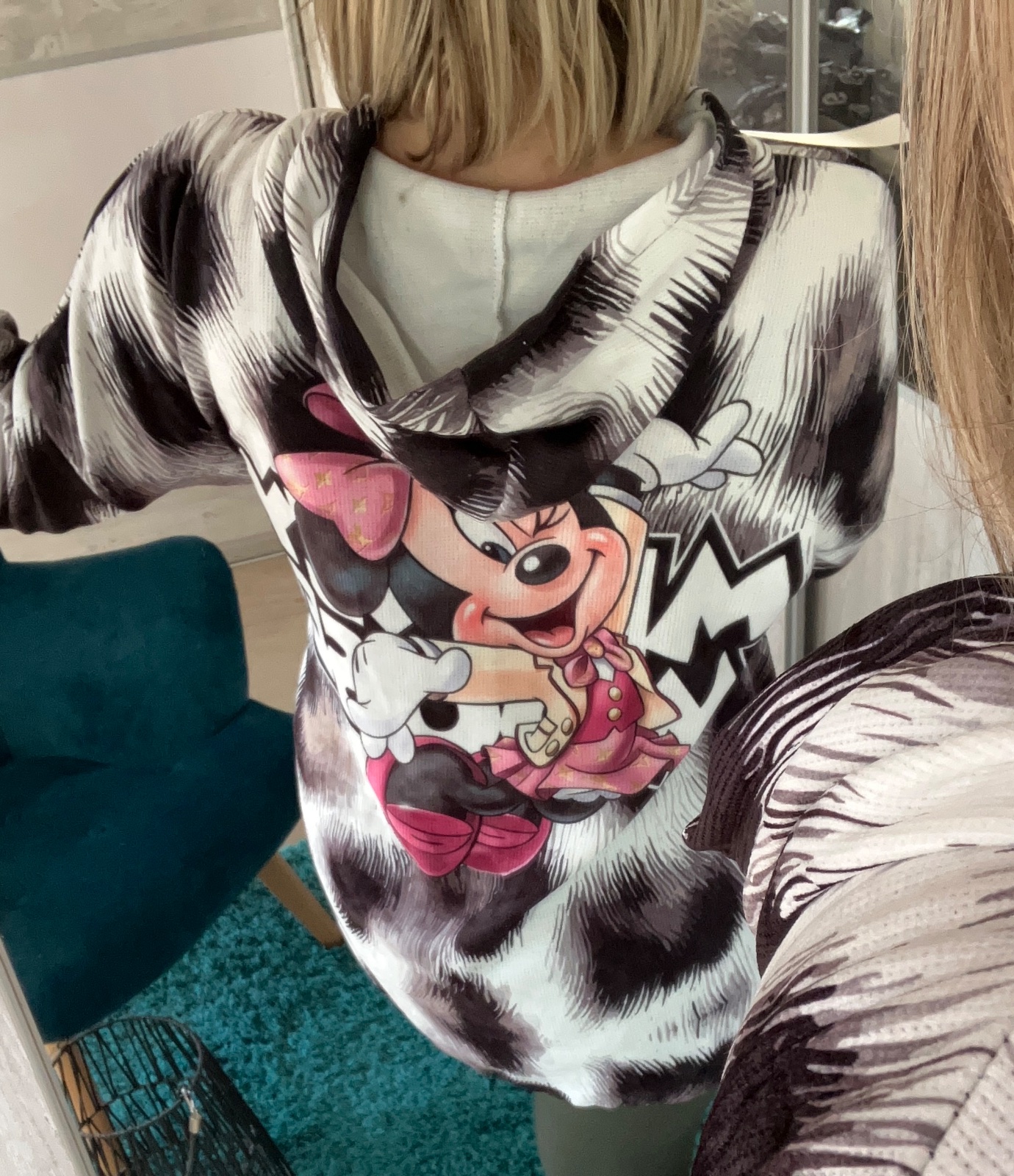Dámska mikina s kapucňou Minnie (UNI)