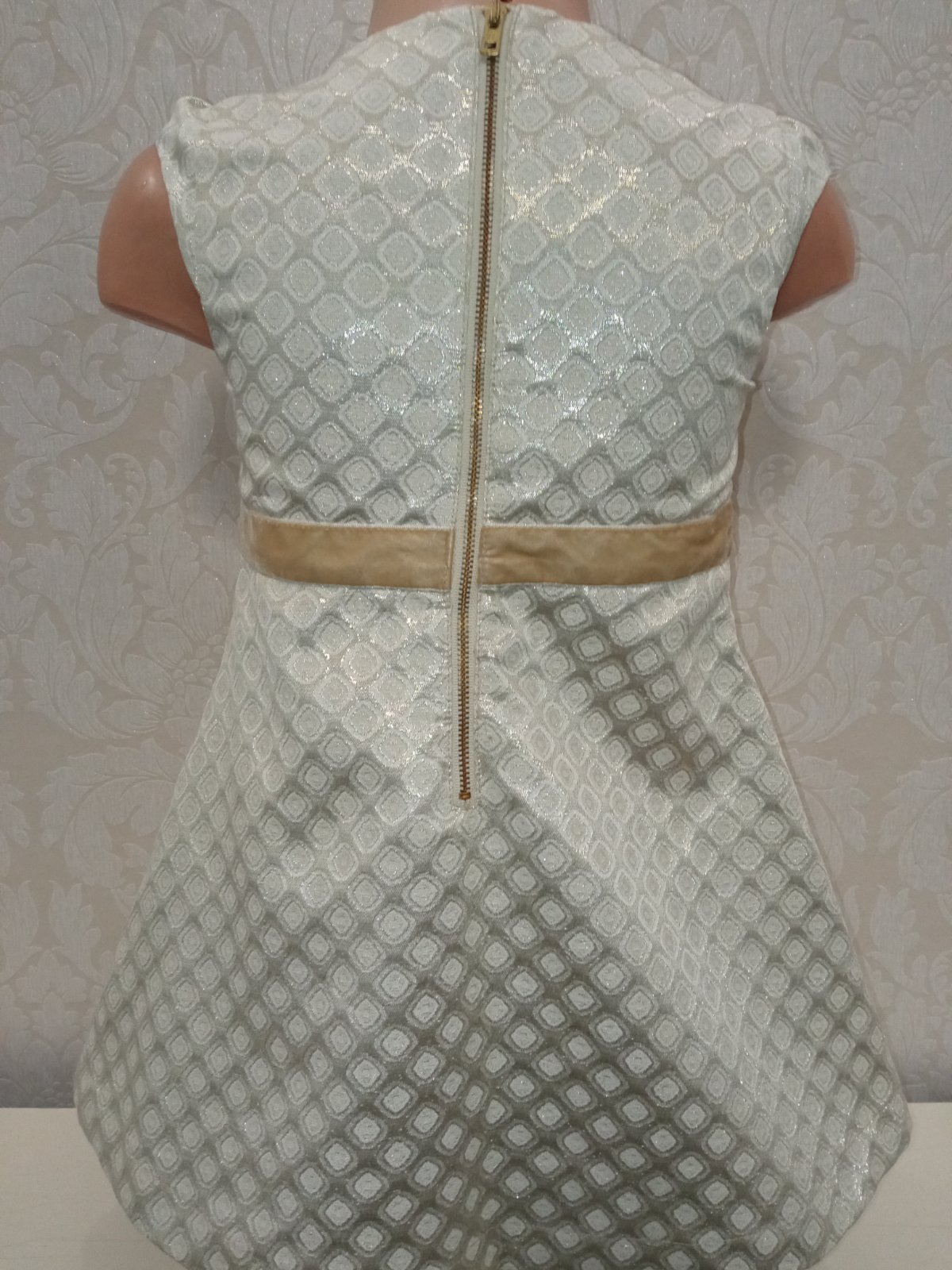 Elegantné šaty H&M (4-5 r.)