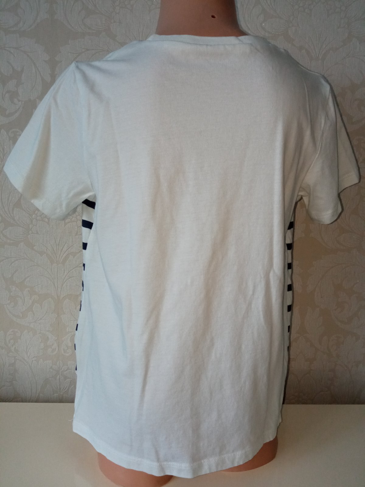 Biele pruhované tričko Minions (122)