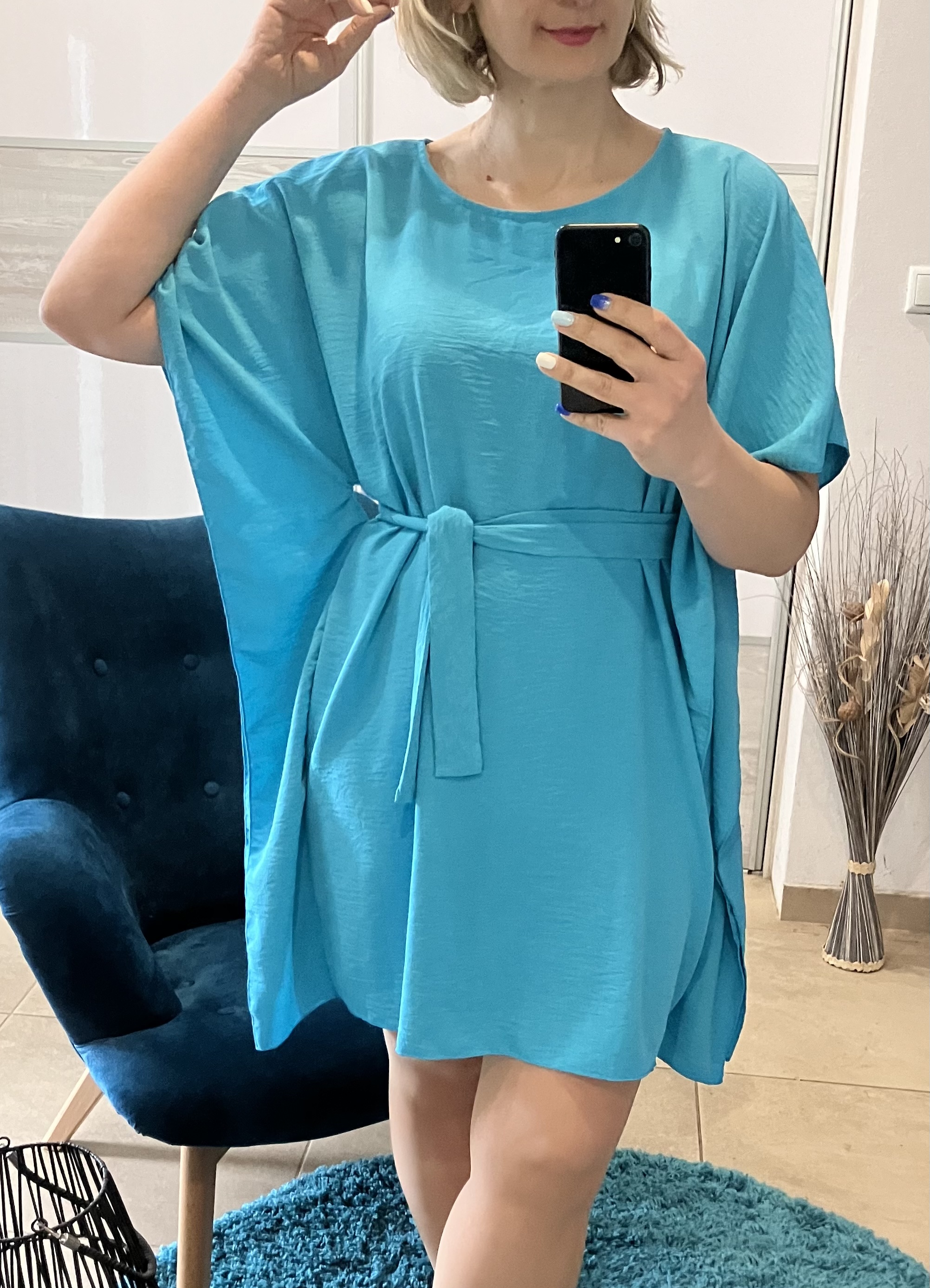 Oversize netopierie šaty s opaskom modré