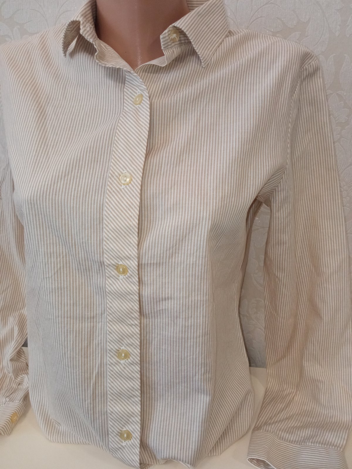 Hnedo-biela pásikavá košeľa