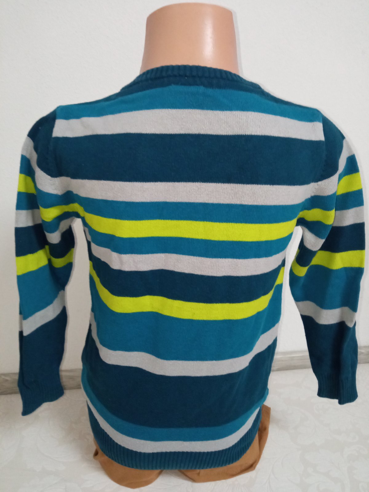 Pásikavý sveter (110)