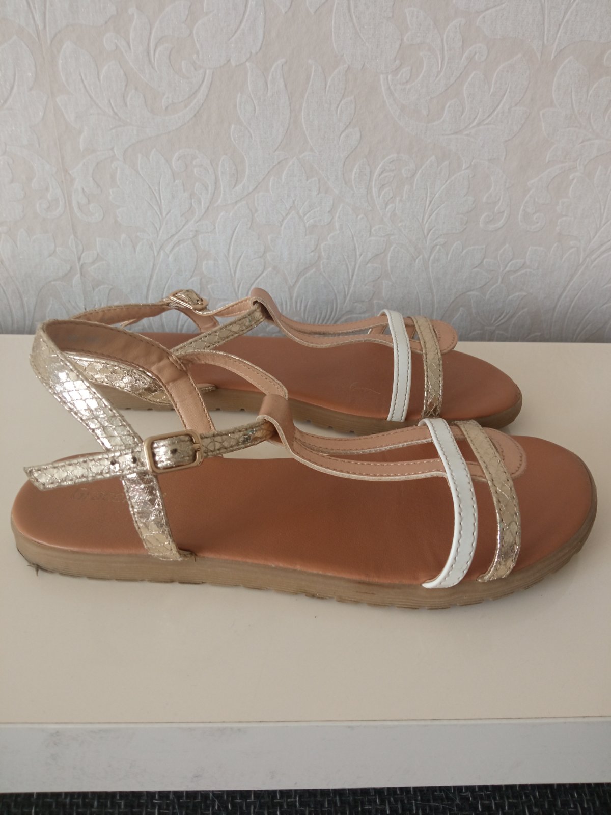 Dievčenské sandále (34)