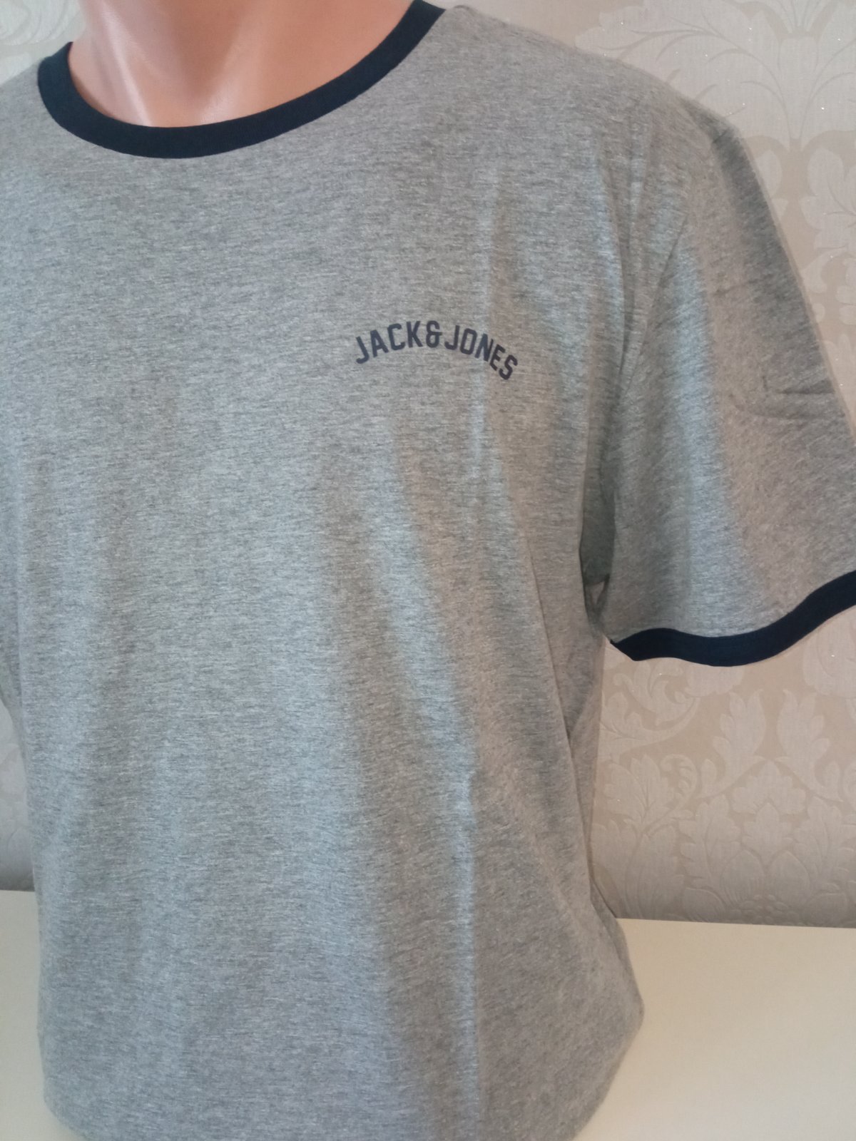Sivé tričko krátky rukáv Jack Jones (XL)