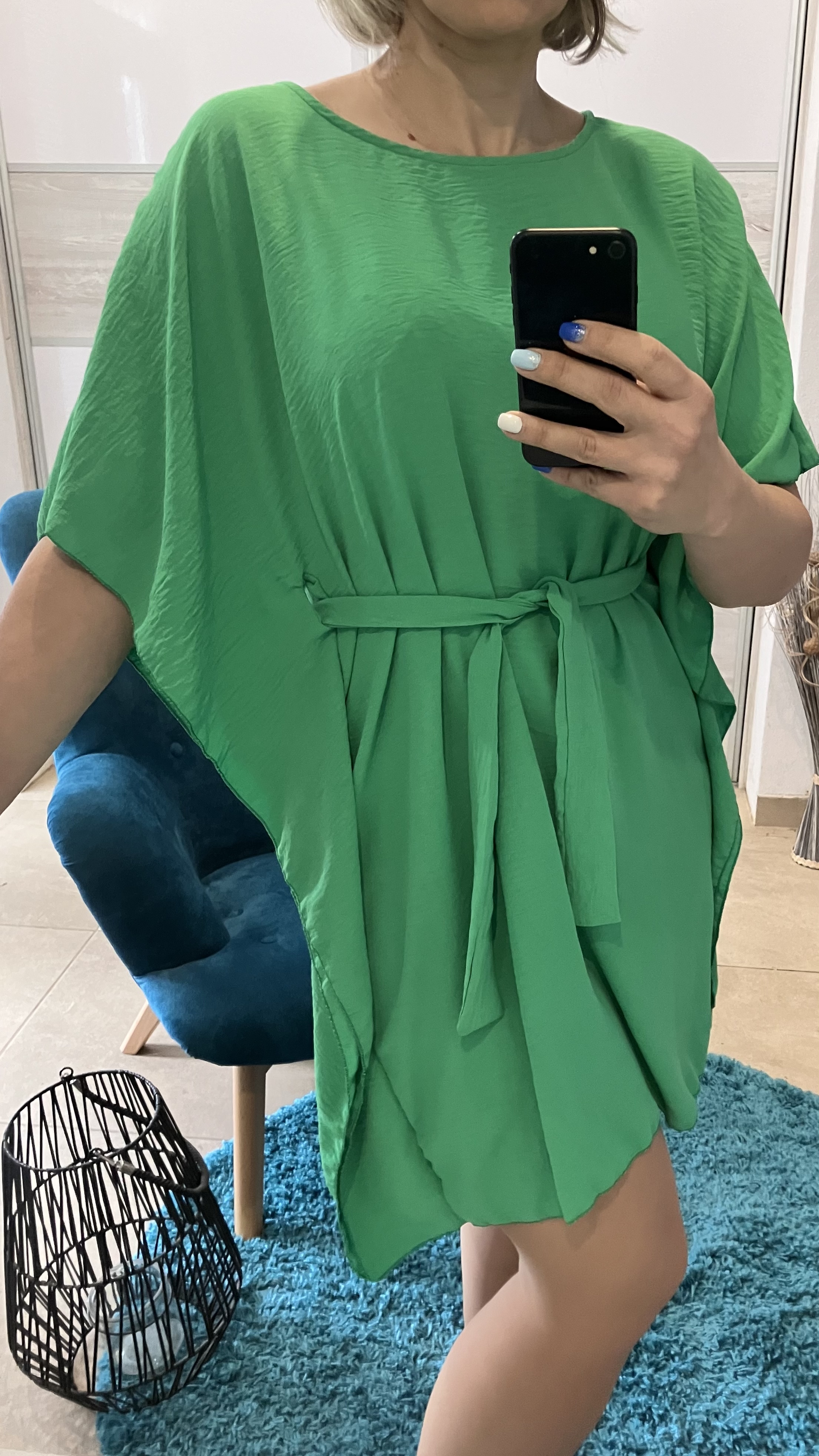 Oversize netopierie šaty s opaskom zelené