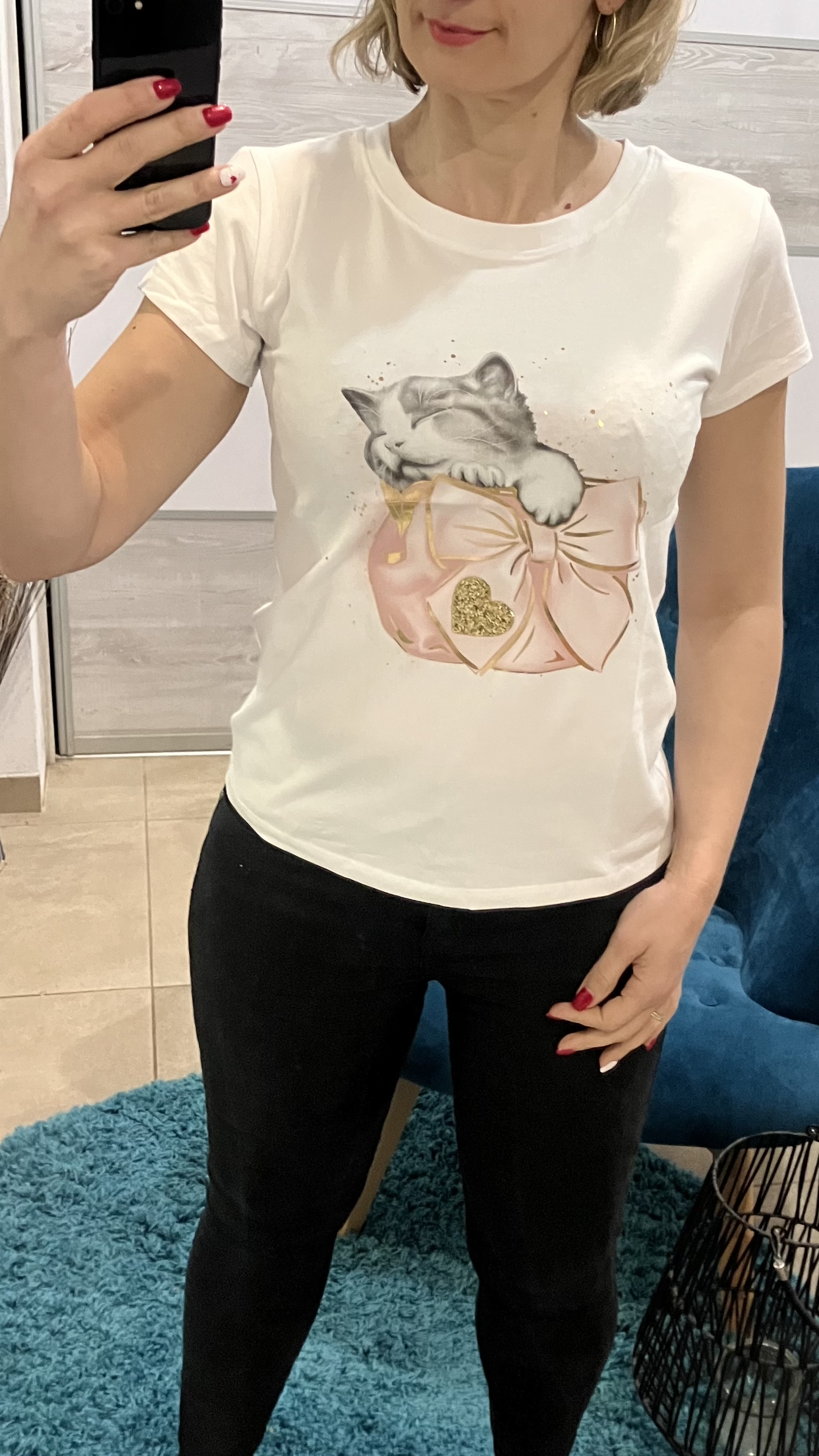 Dámske tričko s potlačou mačky