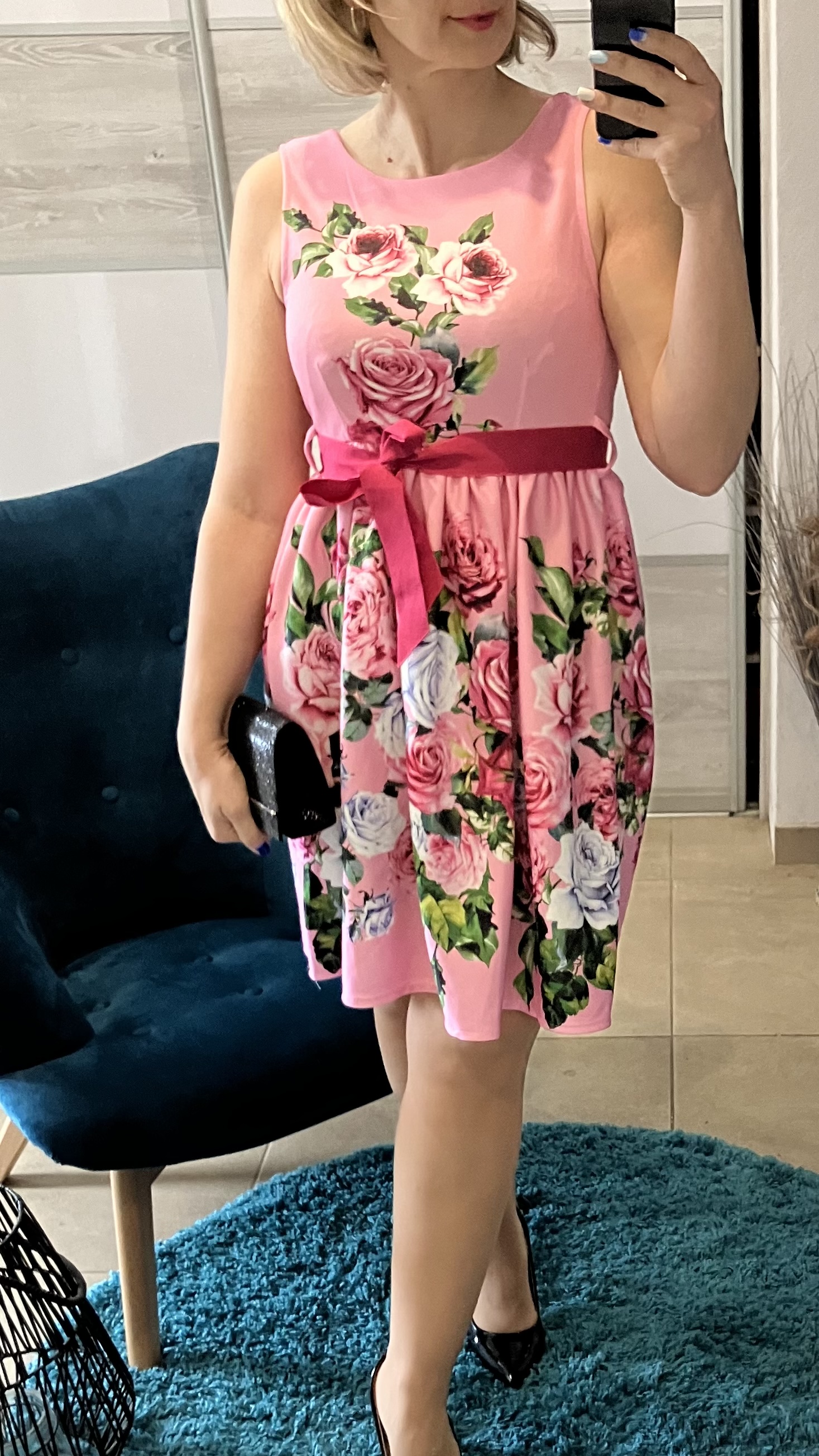 Dámske elegantné kvetované šaty (UNI - S,M)