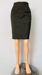 Sivá vzorovaná puzdrová sukňa Orsay,veľk.38