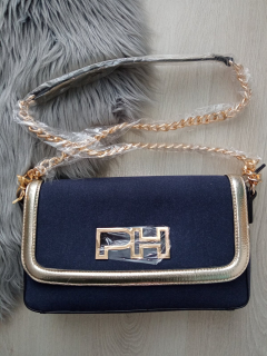 Tmavomodrá kabelka so zlatou retiazkou Paris Hilton Blue Anastacia