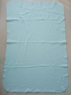 Modrá flisová deka