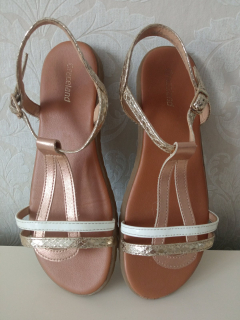 Dievčenské sandále (34)